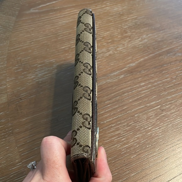 GUCCI brown canvas long wallet, double snap sides - Used authentic - Picture 3 of 12